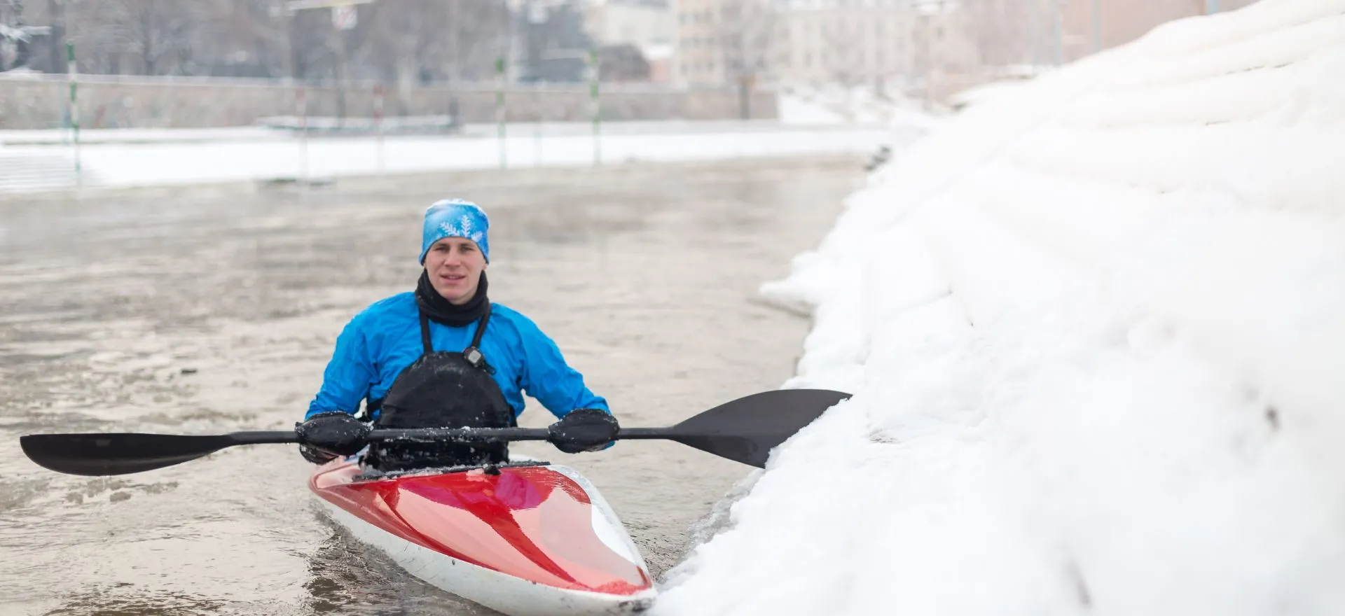 How-Far-Should-a-Beginner-Kayak_-1